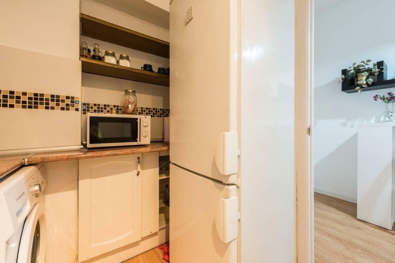 Apartamento En Calle Tres Peces Madrid Bagian luar foto